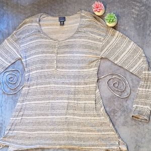 Maternity Long Sleeve Adjustable Shirt